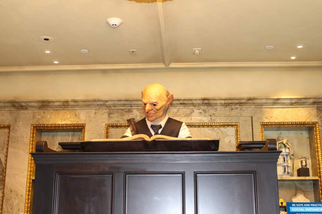 Goblin at the Money Exchange in Diagon Alley, Universal