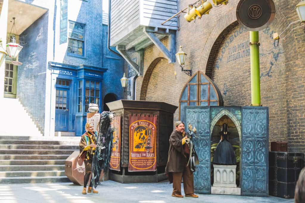 A live performance of The Tales of Beedle the Bard unfolds in Diagon Alley at Universal Studios Florida, featuring intricate puppets, colorful costumes, and dramatic storytelling. This magical stage show is a hidden gem to include in your Harry Potter World itinerary for fans of wizarding lore.